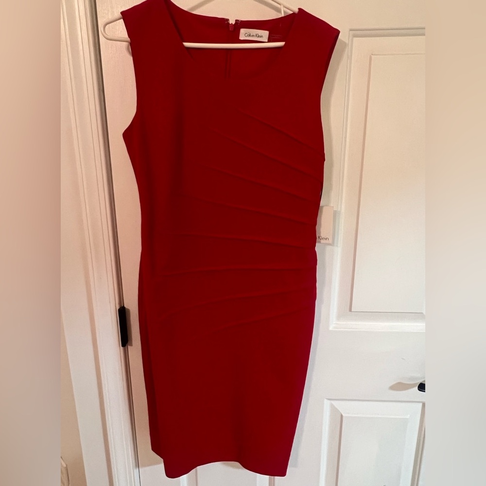 Calvin Klein bright red size 4 new never been worn